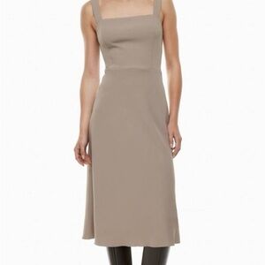 NWT Aritzia Wilfred Aperture Size 12 Tan Sleeveless A-line Dress